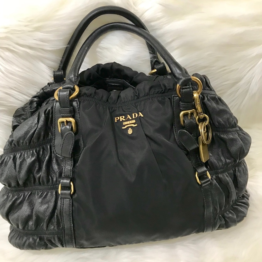 PRADA 2 way bag Pre loved